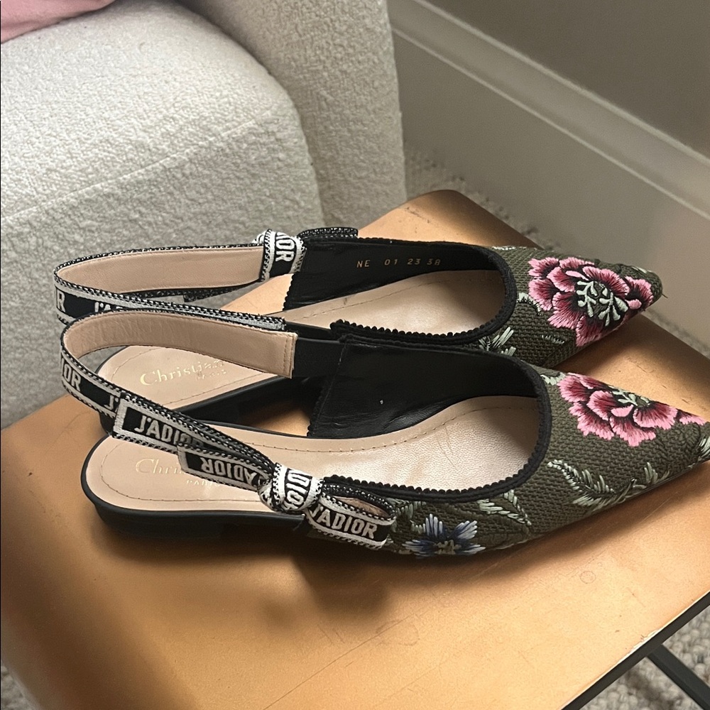 Dior Black Floral Embroidered Slingback Flats - Picture 3 of 6